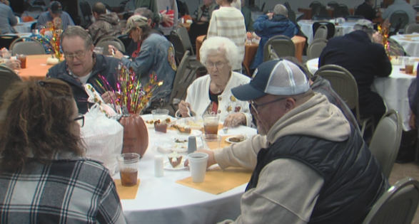 Annual Thankgiving meal in Herrin